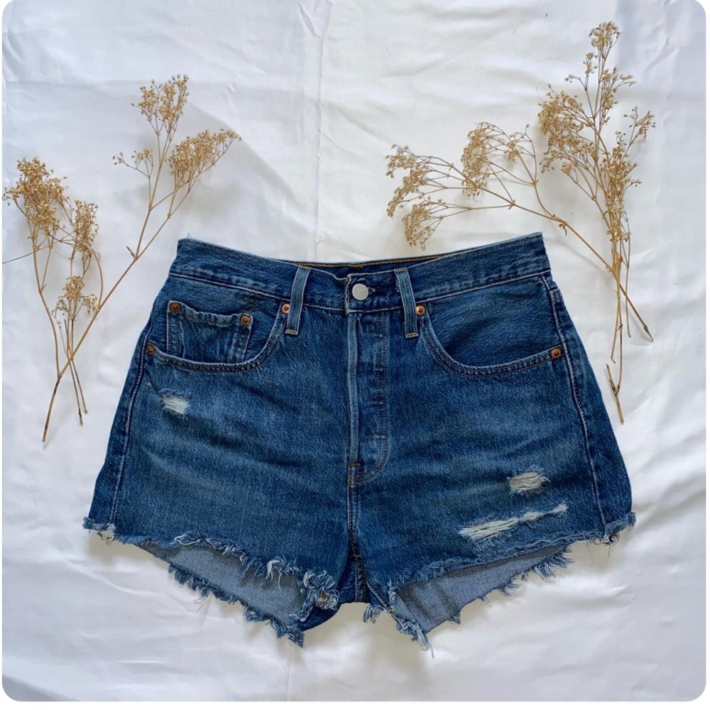 Levi’s 501 Denim Distressed Women's Shorts